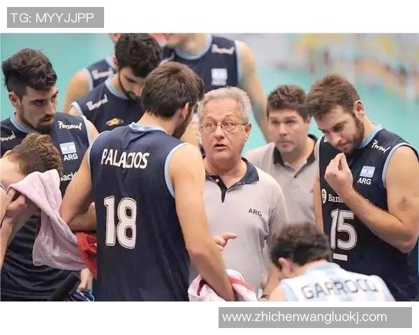 2015年美国男排与俄罗斯队激战回顾及精彩瞬间分析