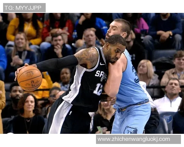 2015年NBA季后赛灰熊与马刺激战回顾：经典对决与战术较量的精彩瞬间